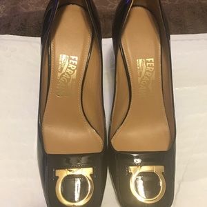 Woman’s  Black Block Ferragamo  Heels